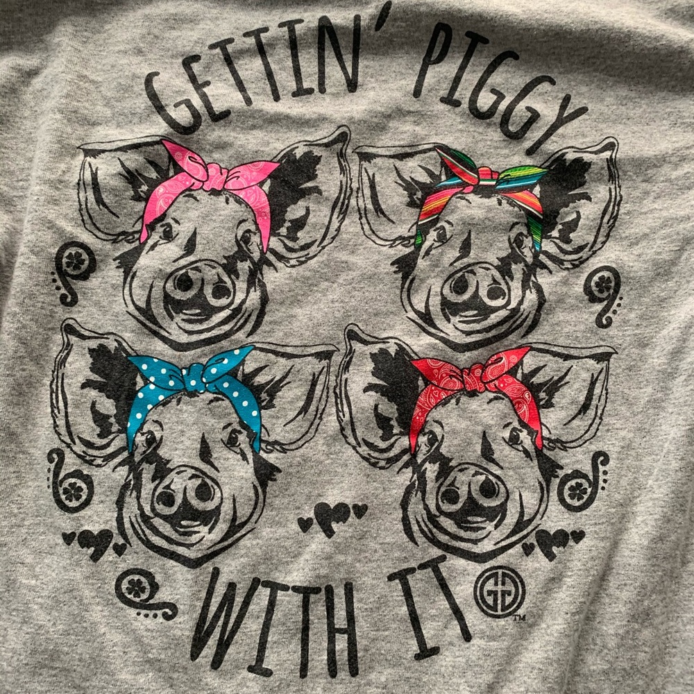 Women’s Gray Gettin’ Piggy With It Long Sleeve Tee